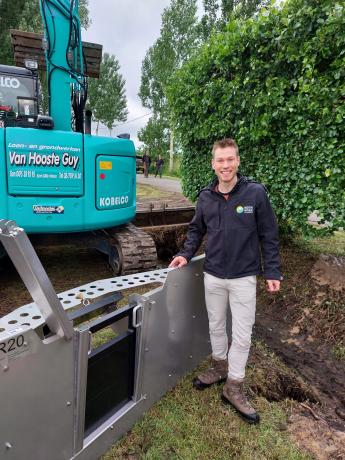 plaatsen van een stuw