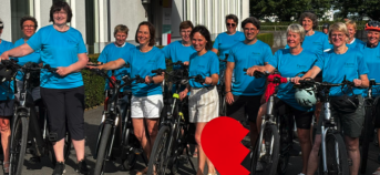 Boerinnen op de fiets